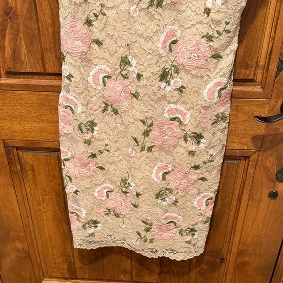 Calvin Klein Pink Floral Lace Mini Dress - Picture 4 of 11